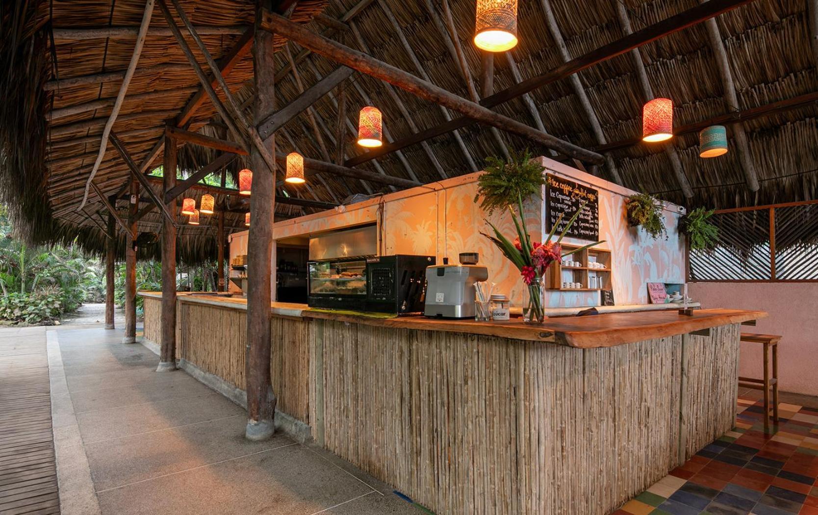 Costeno Beach Hotel ซันตามาร์ตา ภายนอก รูปภาพ