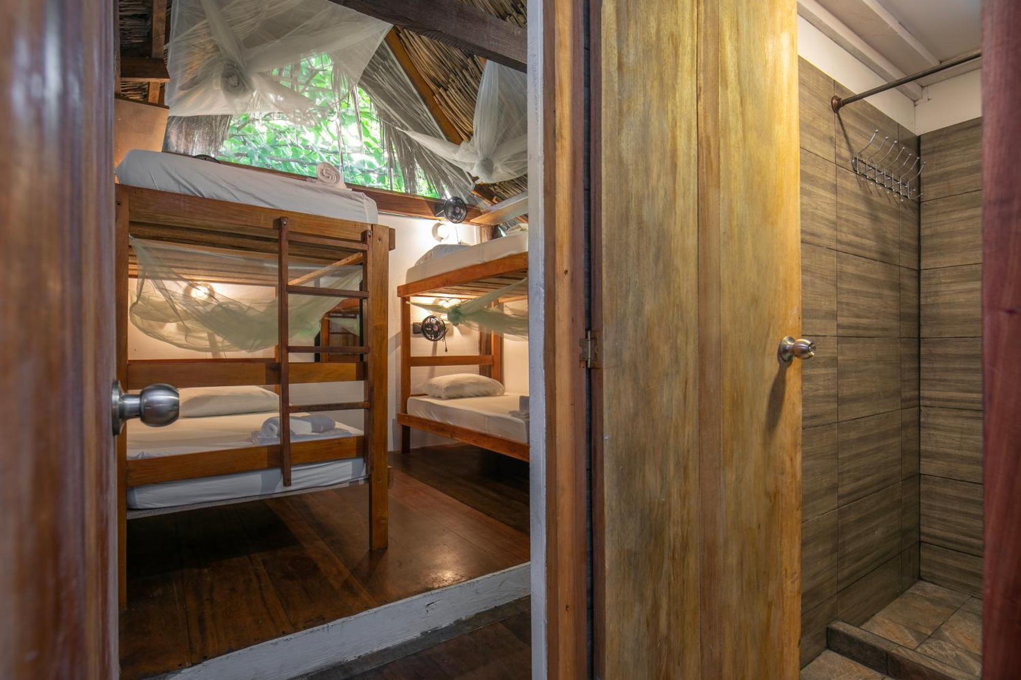 Costeno Beach Hotel ซันตามาร์ตา ภายนอก รูปภาพ